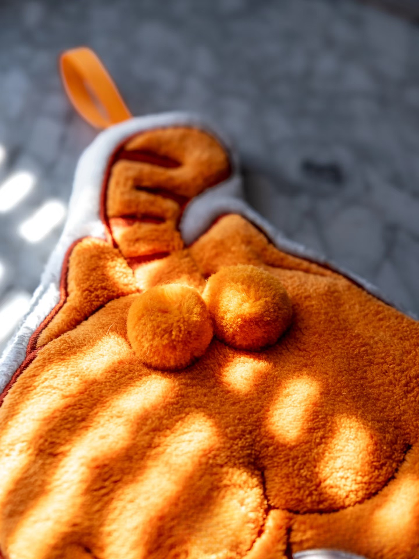 PurrEggs™ Funny Cat Butt Hand Towel